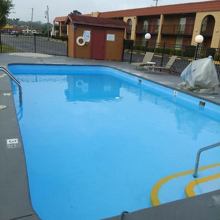 Days Inn By Wyndham Caddo Valley Arkadelphia Bagian luar foto